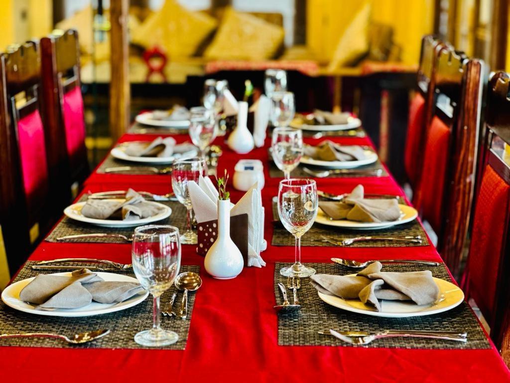 Silver Cloud Hotel Паро Екстер'єр фото