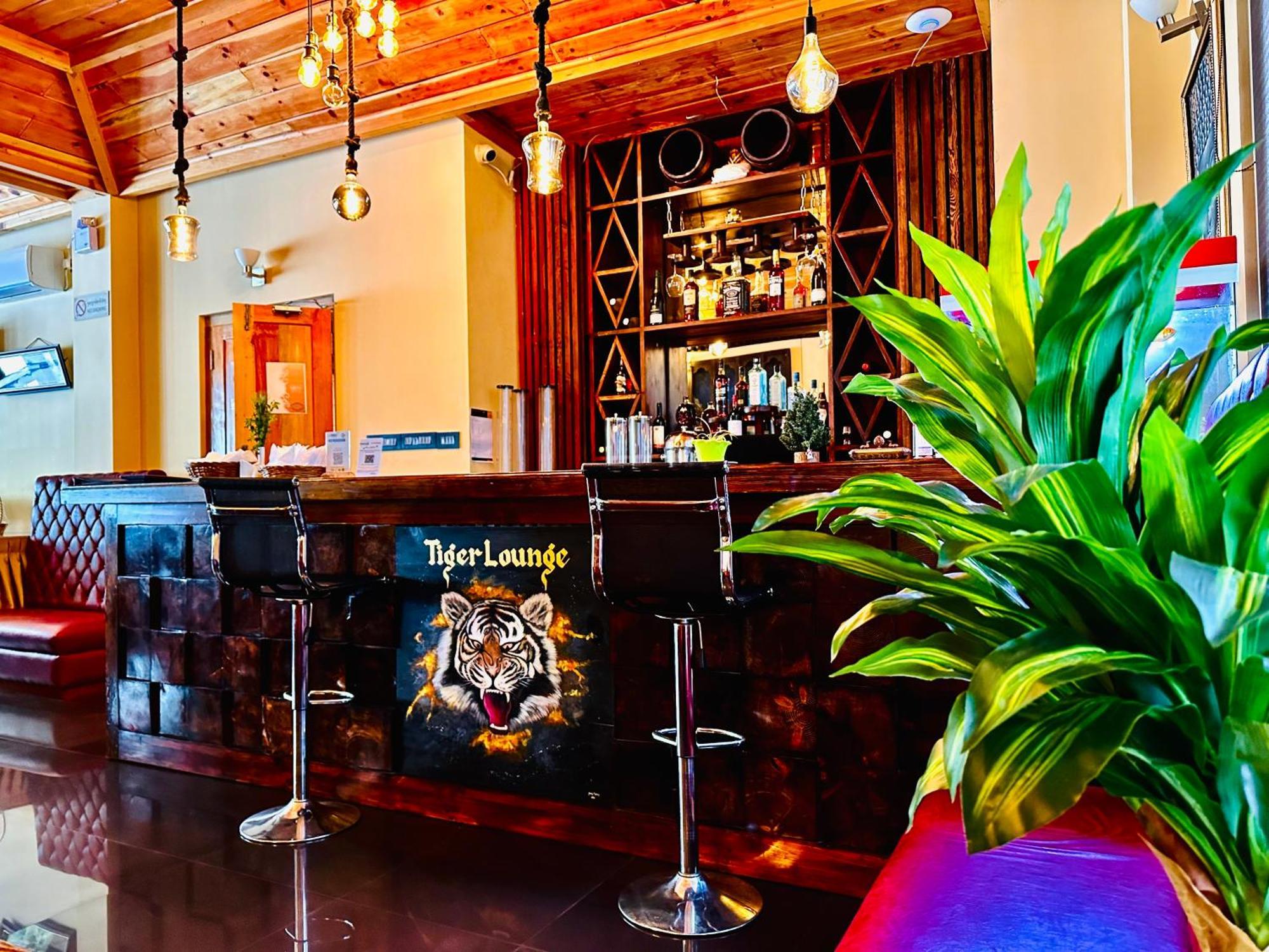 Silver Cloud Hotel Паро Екстер'єр фото