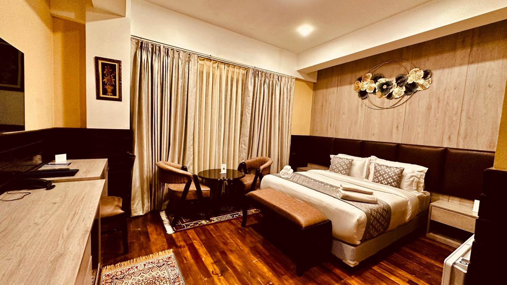 Silver Cloud Hotel Паро Екстер'єр фото