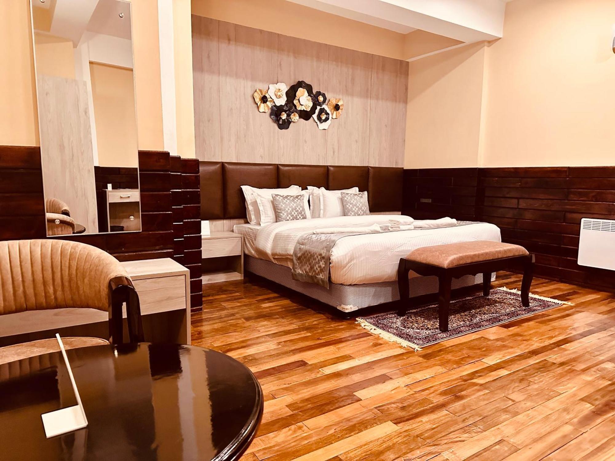 Silver Cloud Hotel Паро Екстер'єр фото